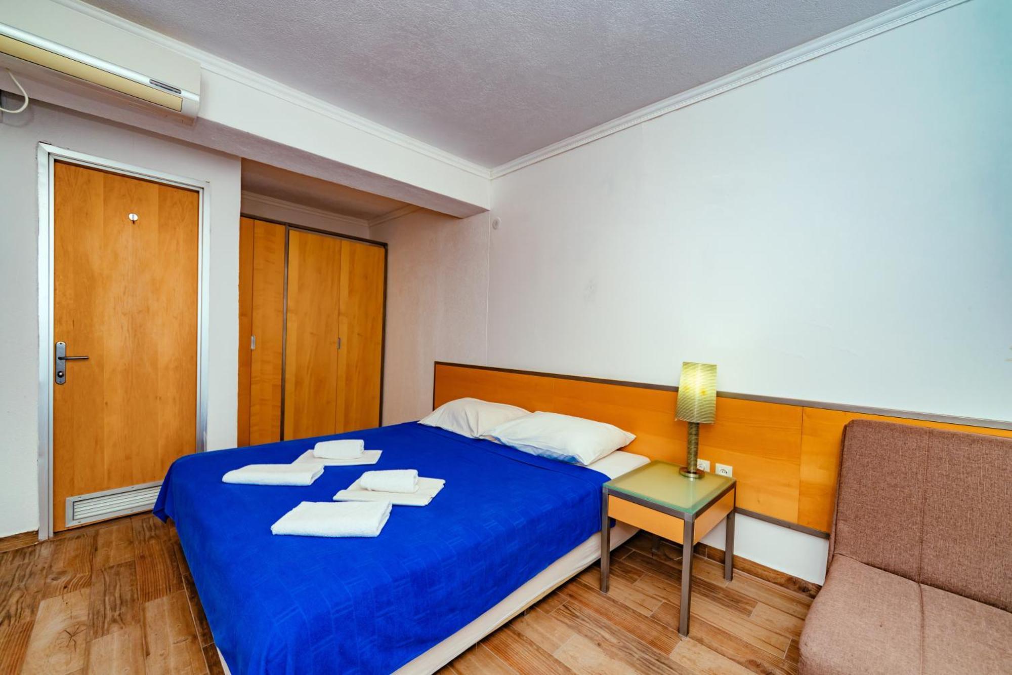 Hotel Savojo Петровац Экстерьер фото