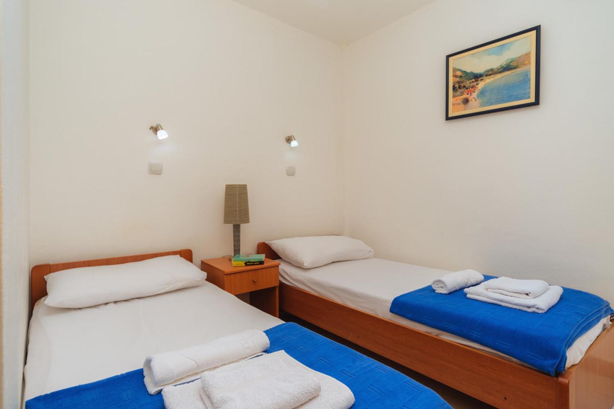 Hotel Savojo Петровац Экстерьер фото